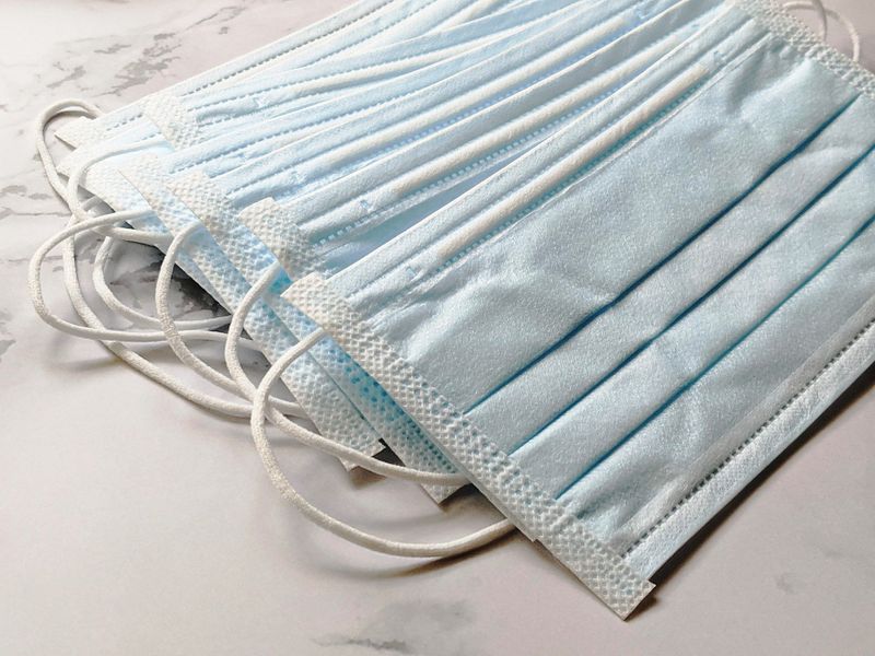 Datei:Medical-mask-g7f3533048 1920.jpg